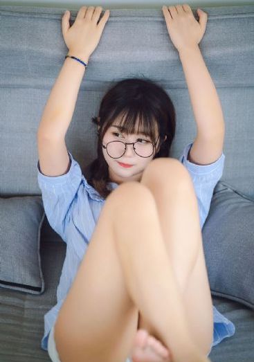 少妇公车张开腿迎合巨大视频_手机免费观看