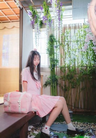 国产精品人妻波多野结衣老师_免费手机在线看观看