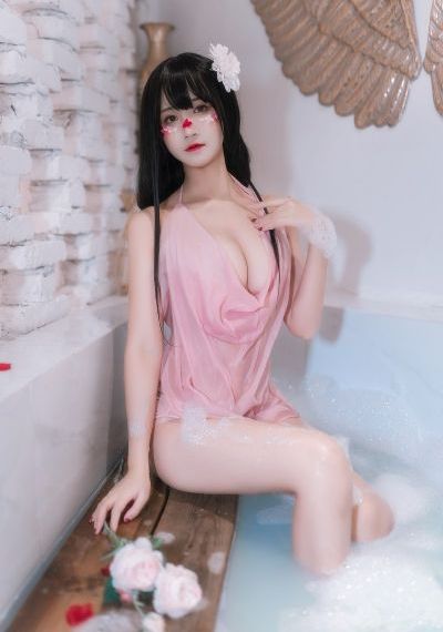 土黄紧身裤搭配_国产剧超清免费观看
