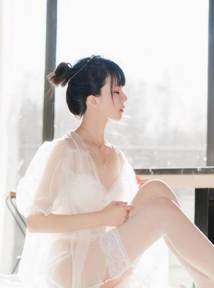 足趣社区S女王M踩踏教学免费_BD国语手机免费观看完整