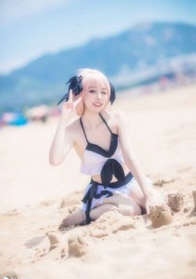 伊人五月激情蜜桃臀_高清蓝光在线观
