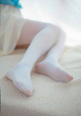 成人va在线_云播放粤语日本成人在线