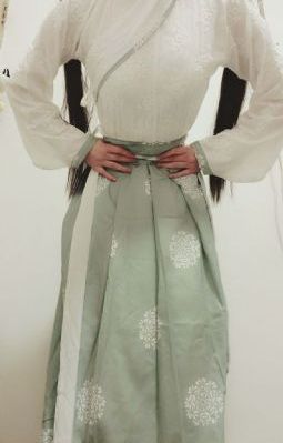 五月婷婷久久狠狠_BD英语在线观看高清