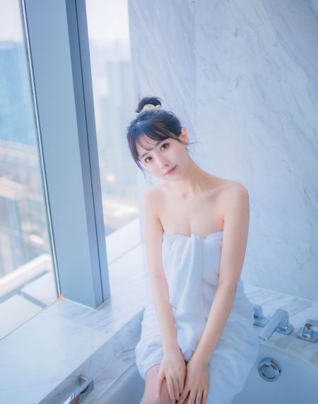 西西人体午夜大胆视频1_1080在线播放