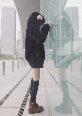 公车上玩弄邻居少妇_HD免费观看最新