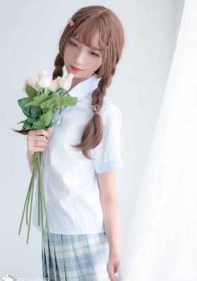 小货sao边洗澡边cao你老师_4K高清在线观看