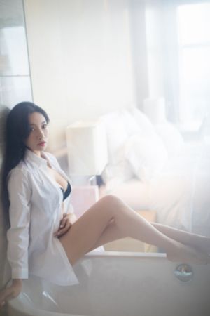 宁荣荣大胸显瘦无痕内衣_HD免费观看视频