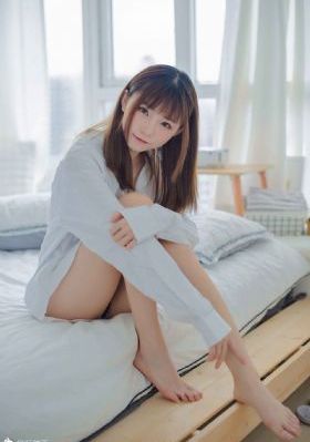 一区二三国产好的精华液视频_高清版完整版未删减