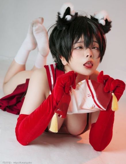 ass女人体下部pics_BD英语电影完整版
